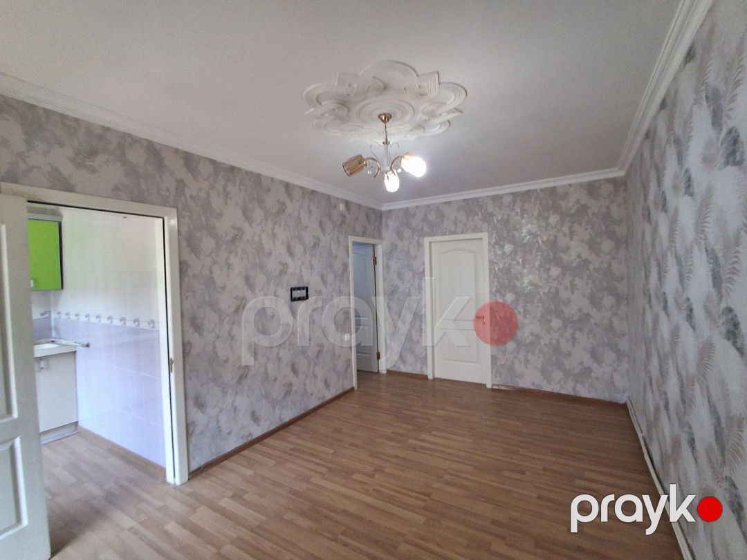 Satılır 2 otaqlı köhnə tikili 45 m² — Mənzil, Bakı (2)