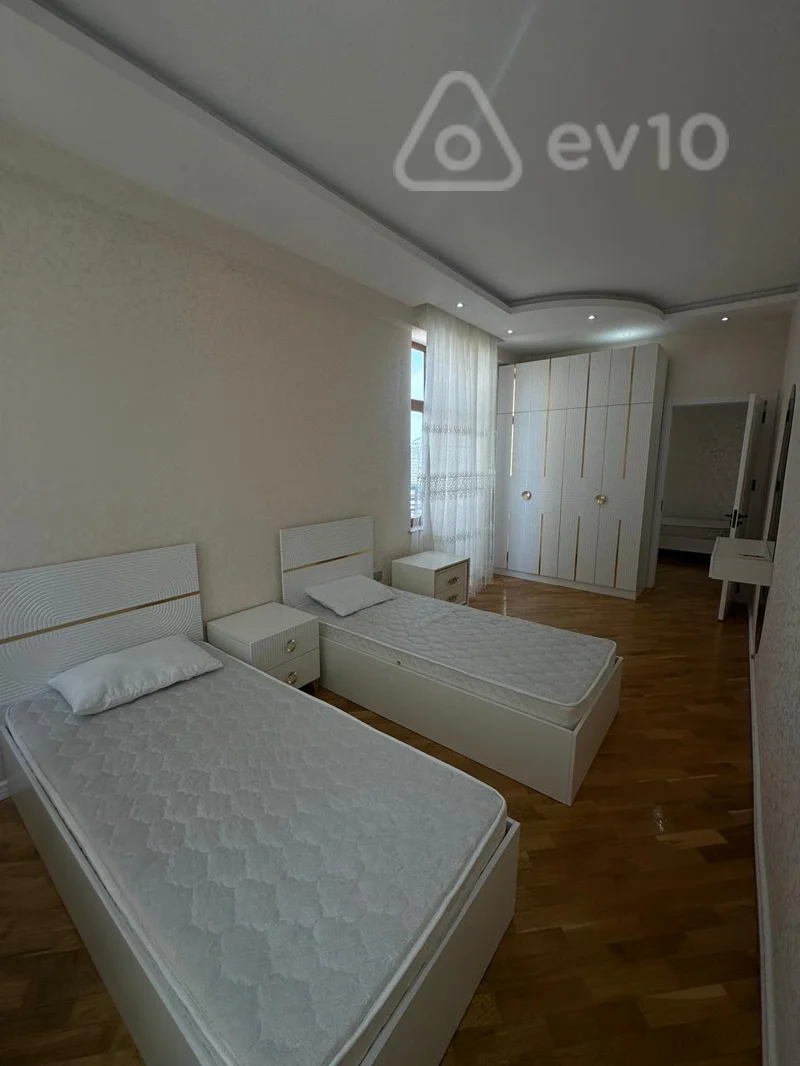 5 otaqlı mənzil, 245 m², Rəşid Behbudov küçəsi 65 — kirayə — Mənzil, Bakı (3)