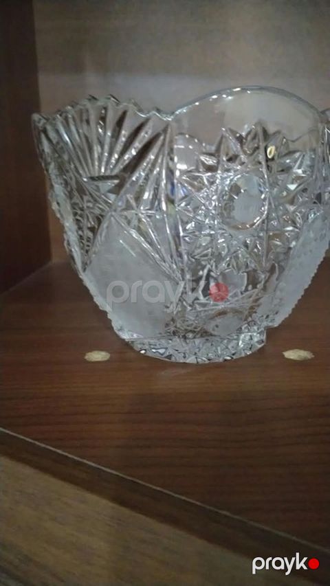 Kəsilmiş naxışlı kristal şirniyyat/qənnadı qabı - Material: şəffaf — Gəncə