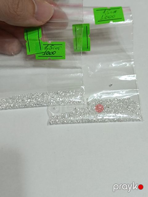 Sirkon qaşlar — Bakı