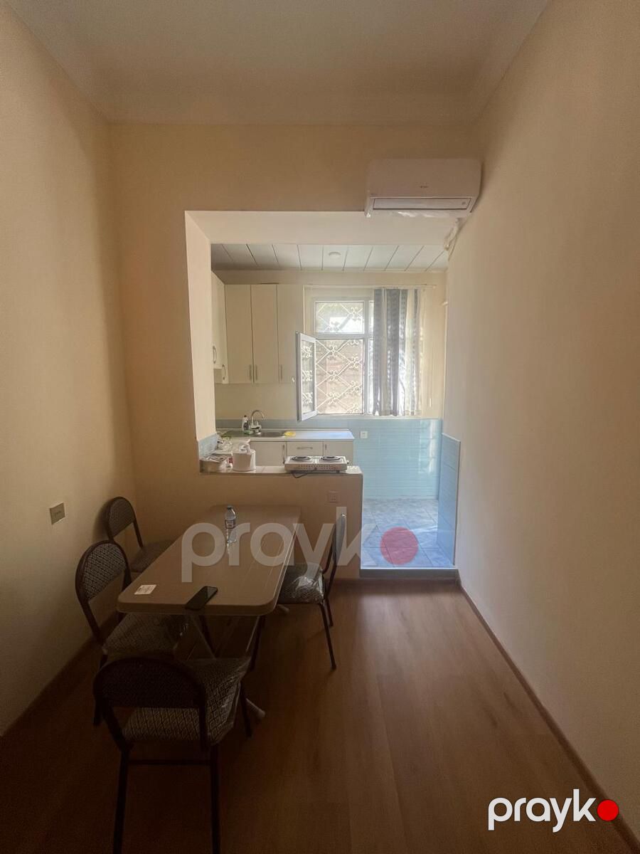 İcarəyə verilir 2 otaqlı köhnə tikili 67 m² — Mənzil, Bakı (3)