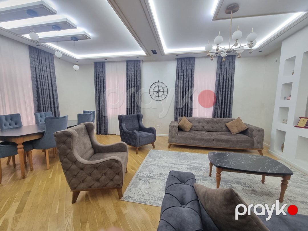 Satılır 6 otaqlı həyət evi/bağ evi 500 m² — Ev, villa, Bakı (8)