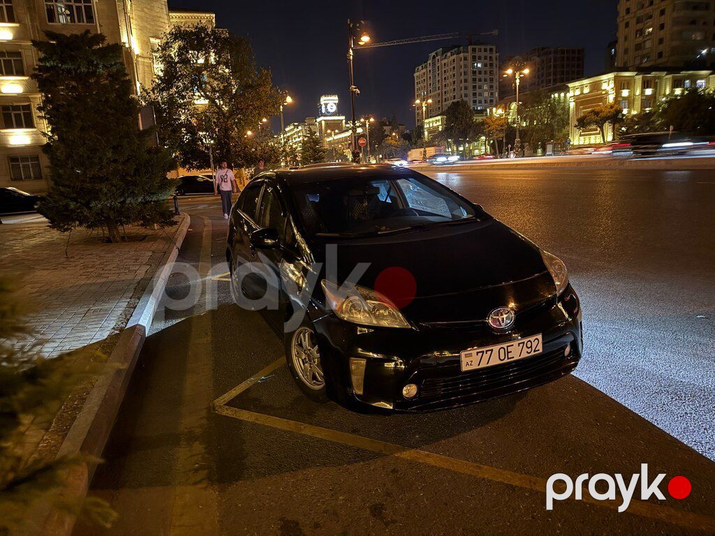 Toyota Prius, 1.8 L, 1.3 kWh, 2009 il, 305 775 km — Avtomobillər, Bakı (2)