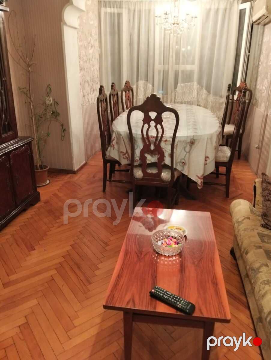 Satılır 3 otaqlı köhnə tikili 75 m² — Mənzil, Bakı (2)