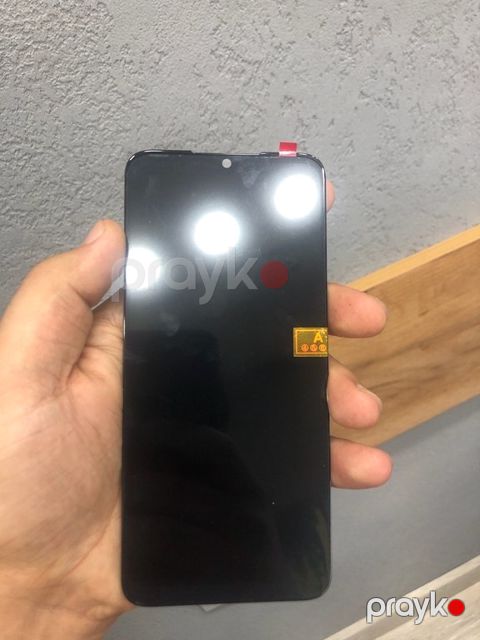 "Xiaomi Redmi Note 7" ekranı — Bakı