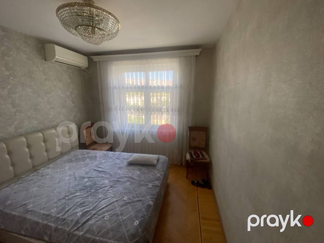 Satılır 4 otaqlı köhnə tikili 110 m² — Mənzil, Bakı (7)