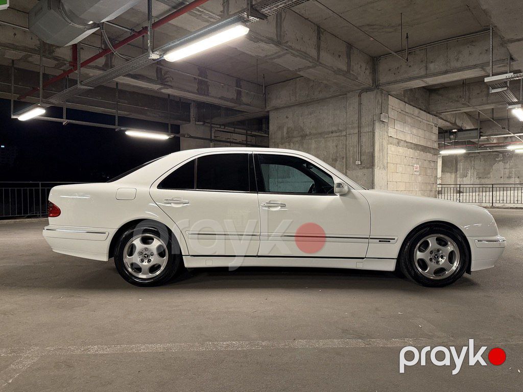 Mercedes E 320, 3.2 L, 2001 il, 300 000 km — Avtomobillər, Bakı (6)