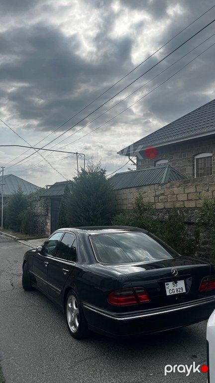 Mercedes E 320 4MATIC, 3.2 L, 2000 il, 242 000 km — Avtomobillər, Şəki (9)