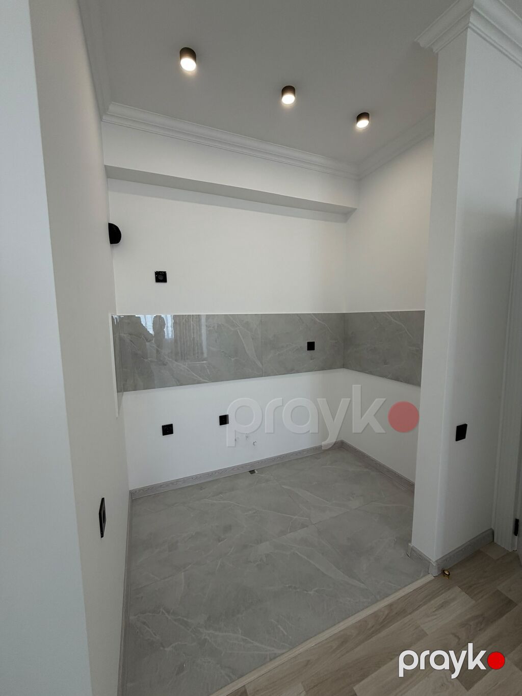 Elmlər Akademiyası m/st yaxınlığında təmirli 2 otaqlı mənzil satılır — Mənzil, Bakı (3)