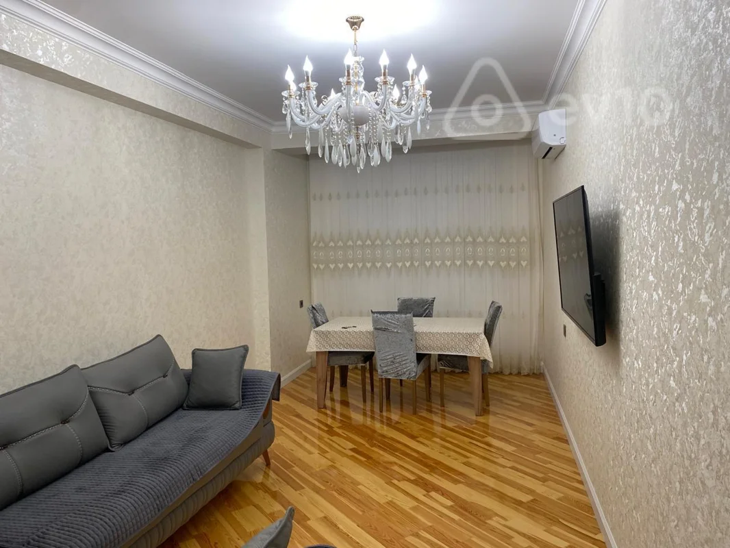 3 otaqlı mənzil, 125 m², Əhməd Mehbalıyev küçəsi — kirayə — Bakı