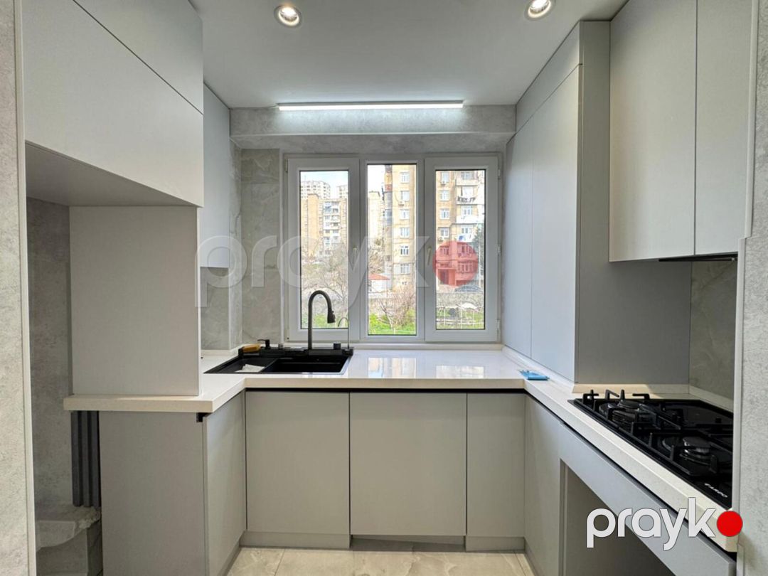 Satılır 4 otaqlı köhnə tikili 75 m² — Mənzil, Bakı (2)