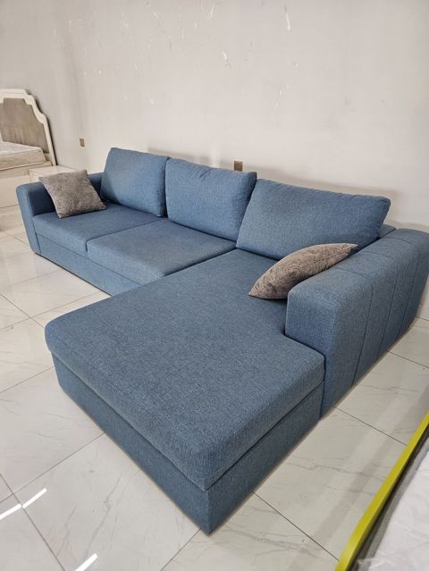 Künc divan, İşlənmiş — Aişə Xanım — Sofas