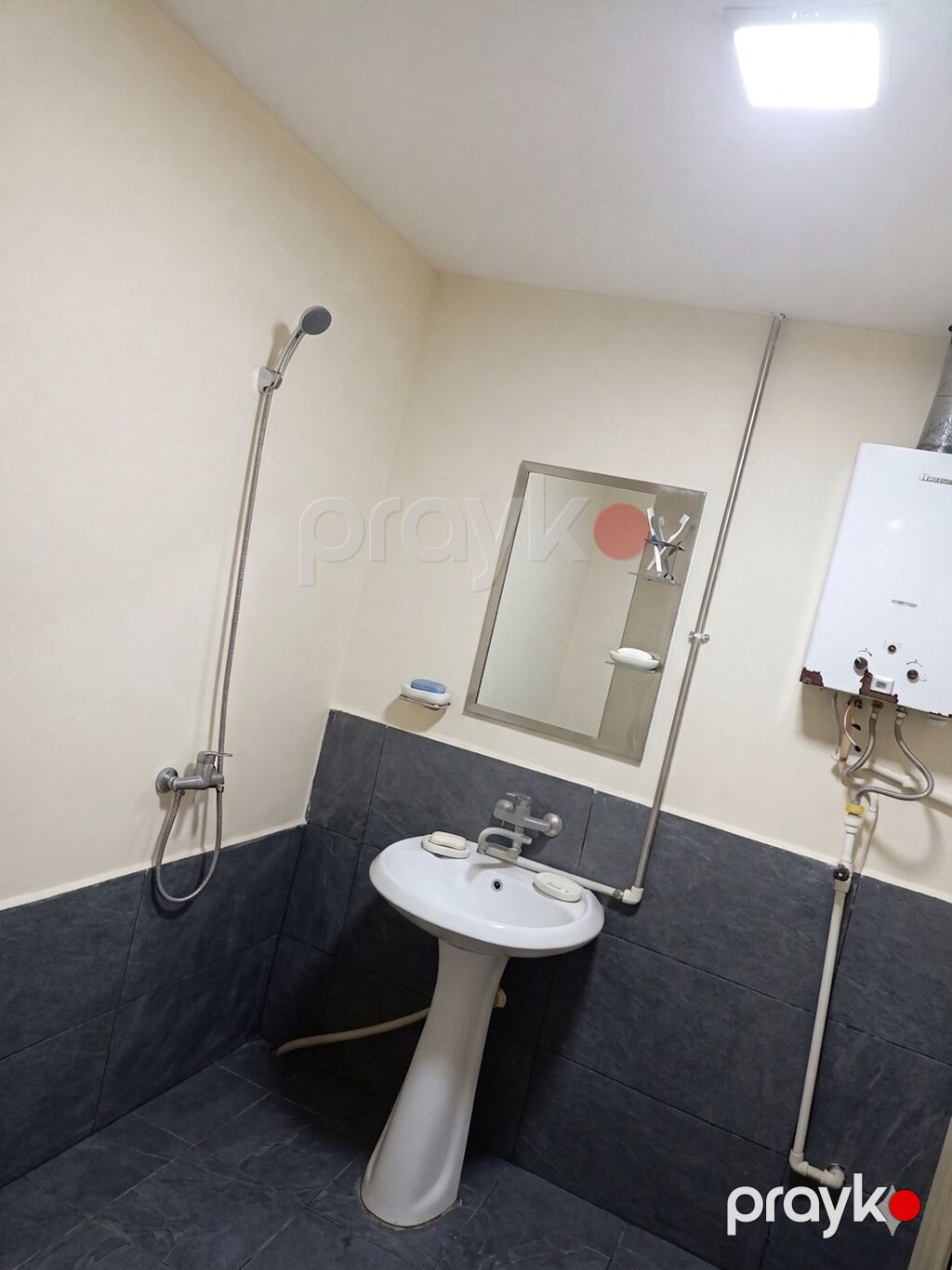 Husayn Hostel – Xırdalan - Gündəlik: 7 AZN - 10 günlük: 60 AZN — Mənzil, Xırdalan (5)