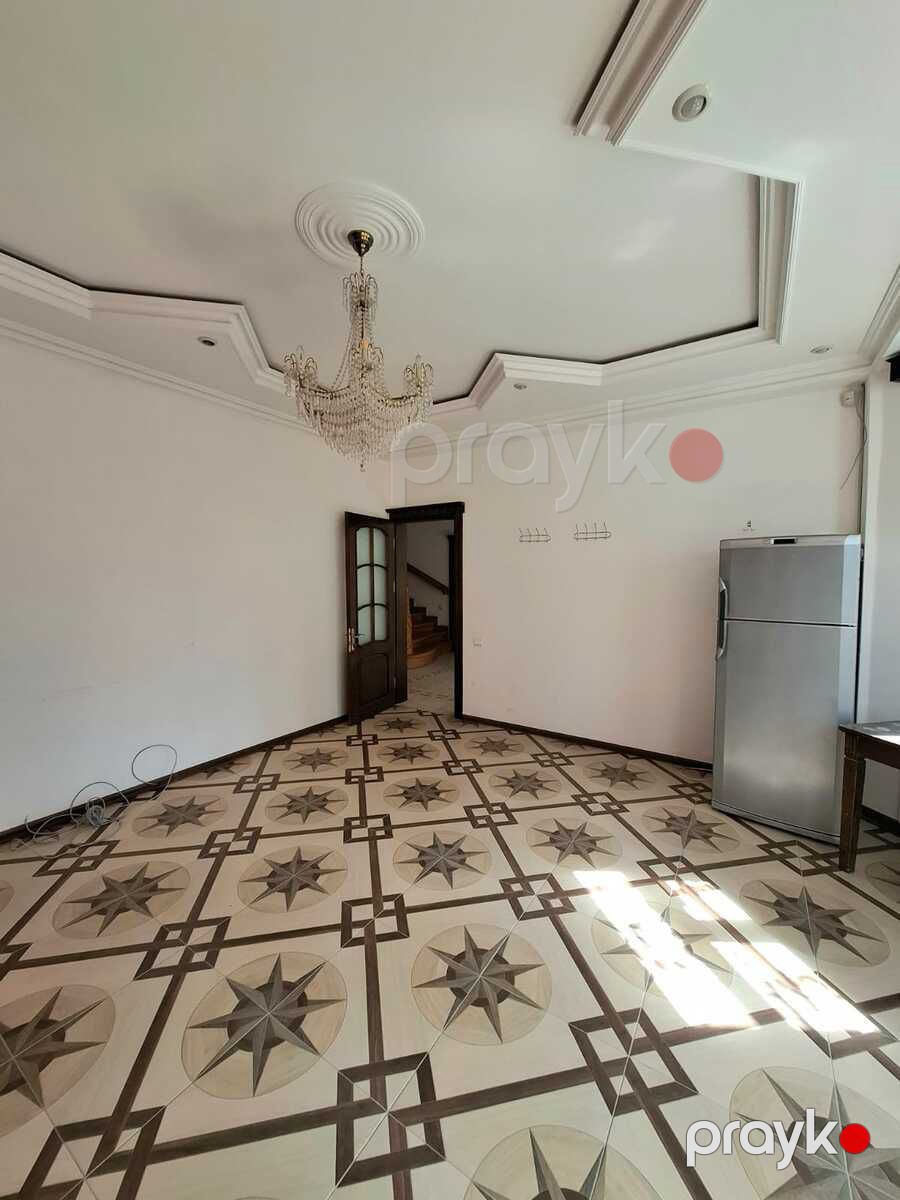 İcarəyə verilir 10 otaqlı həyət evi/bağ evi 600 m² — Ev, villa, Bakı (11)
