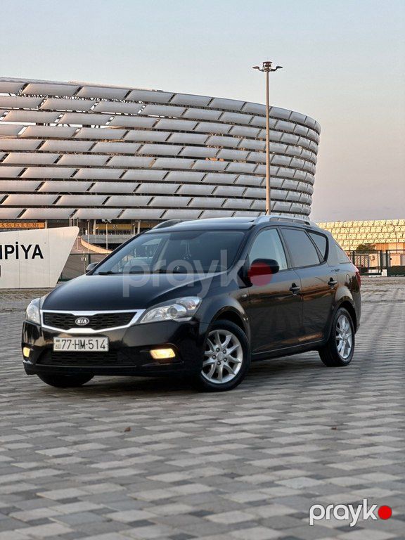 Kia Ceed SW, 1.6 L, 2010 il, 277 000 km — Avtomobillər, Bakı (2)
