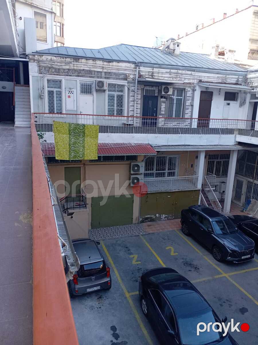 Satılır 2 otaqlı köhnə tikili 53 m² — Mənzil, Bakı (6)