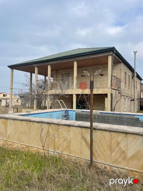Satılır 5 otaqlı həyət evi/bağ evi 200 m² — Bakı