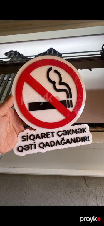Orqanik şüşə üstü yönləndirmələr — Bakı