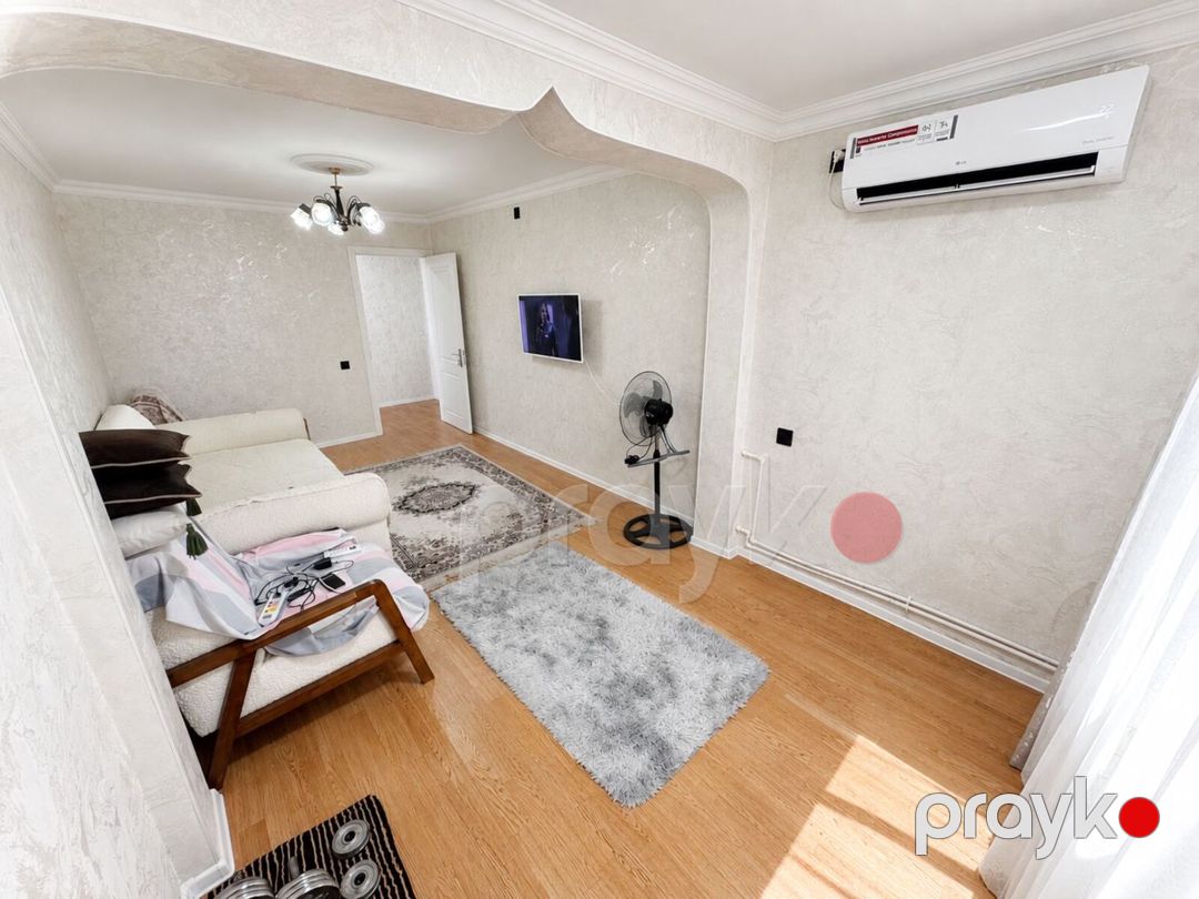 Satılır 2 otaqlı köhnə tikili 55 m² — Mənzil, Bakı (2)
