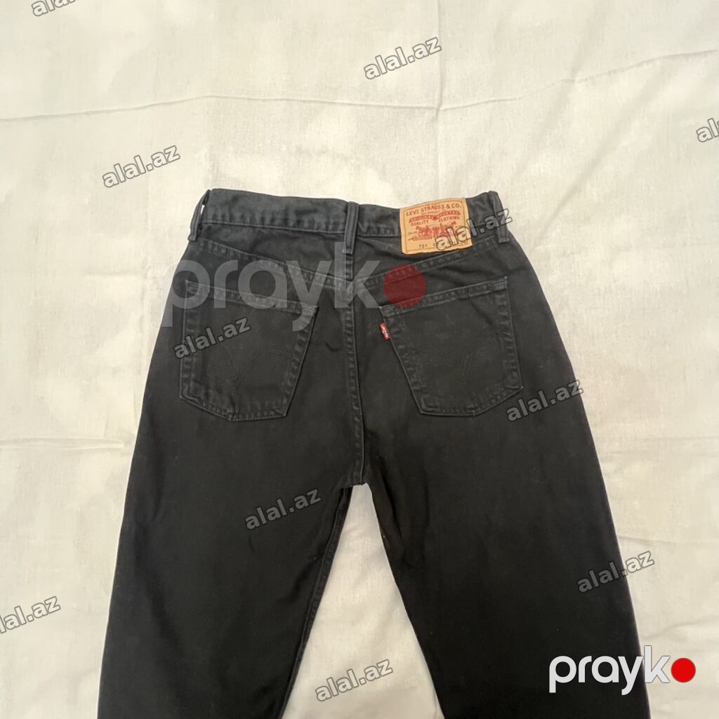 Cins şalvar, LeviS — Şəxsi əşyalar, Bakı (2)