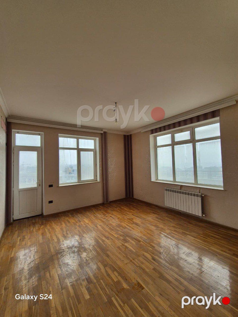 Satılır 4 otaqlı yeni tikili 180 m² — Mənzil, Bakı (2)