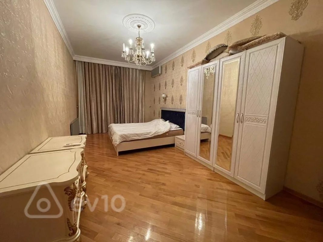 3 otaqlı mənzil, 215 m², Afiyəddin Cəlilov küçəsi — kirayə — Mənzil, Bakı (6)