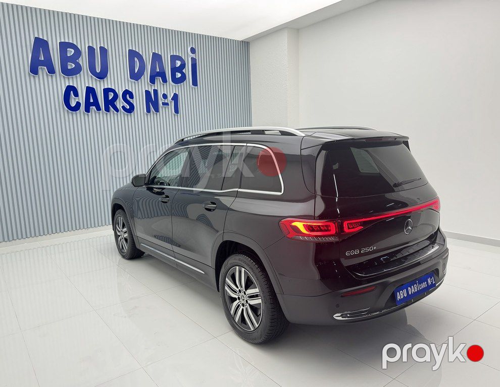Mercedes EQB 260, 2023 il, 11 000 km — Avtomobillər, Bakı (5)