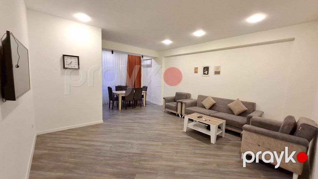 Satılır 2 otaqlı köhnə tikili 82 m² — Mənzil, Bakı (4)