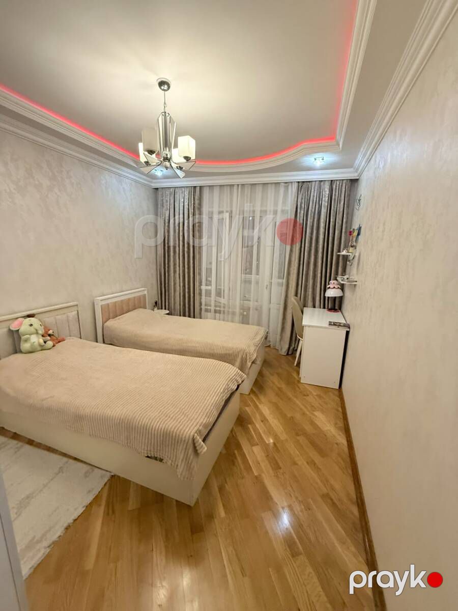 Satılır 2 otaqlı köhnə tikili 63 m² — Mənzil, Bakı (3)