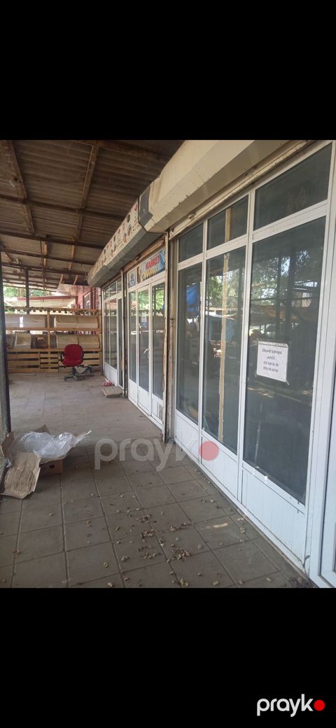 İcarəyə obyekt – bazar daxilində vitrinli ticarət sahəsi - Şüşəli — Neftçala