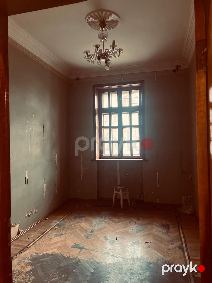 Satılır 6 otaqlı köhnə tikili 70 m² — Mənzil, Bakı (2)