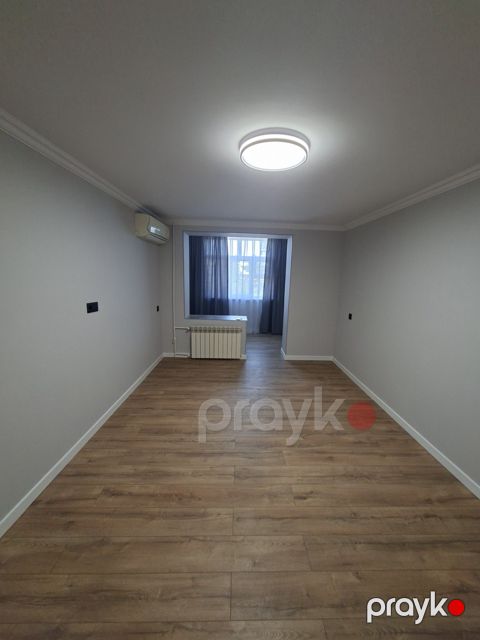 Satılır 3 otaqlı köhnə tikili 80 m² — Bakı
