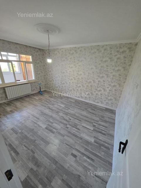 Satılır 3 otaqlı Bina evi menzil (Köhnə tikili), 70 m², 6-cı mikrorayon — Sumqayıt