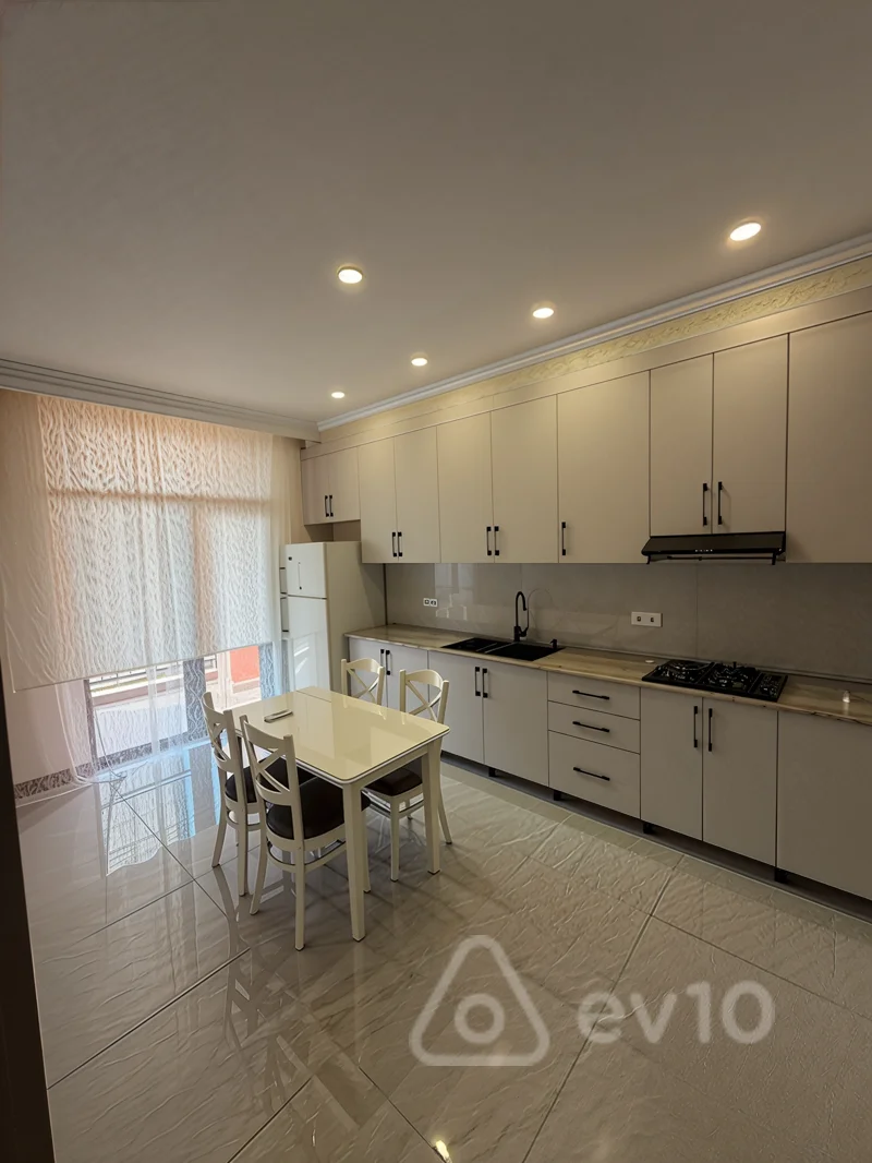 2 otaqlı mənzil, 90 m², Cəfər Xəndan küçəsi — kirayə — Mənzil, Bakı (2)