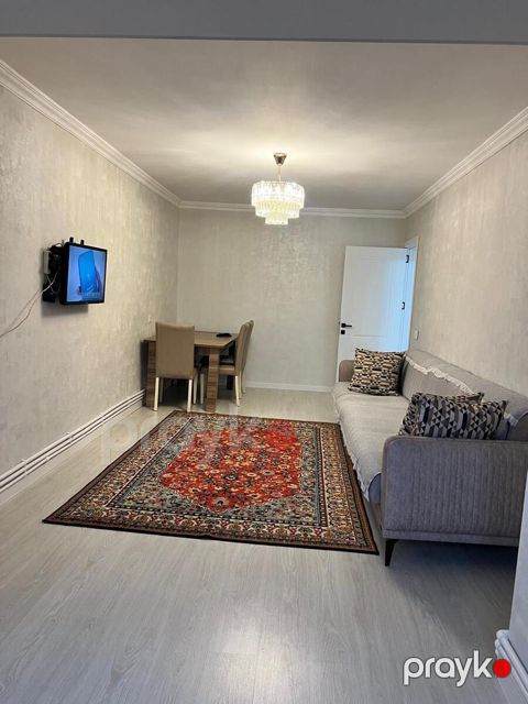 Satılır 2 otaqlı köhnə tikili 70 m² — Bakı