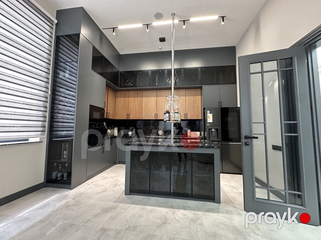 Satılır 5 otaqlı həyət evi/bağ evi 300 m² — Ev, villa, Bakı (5)