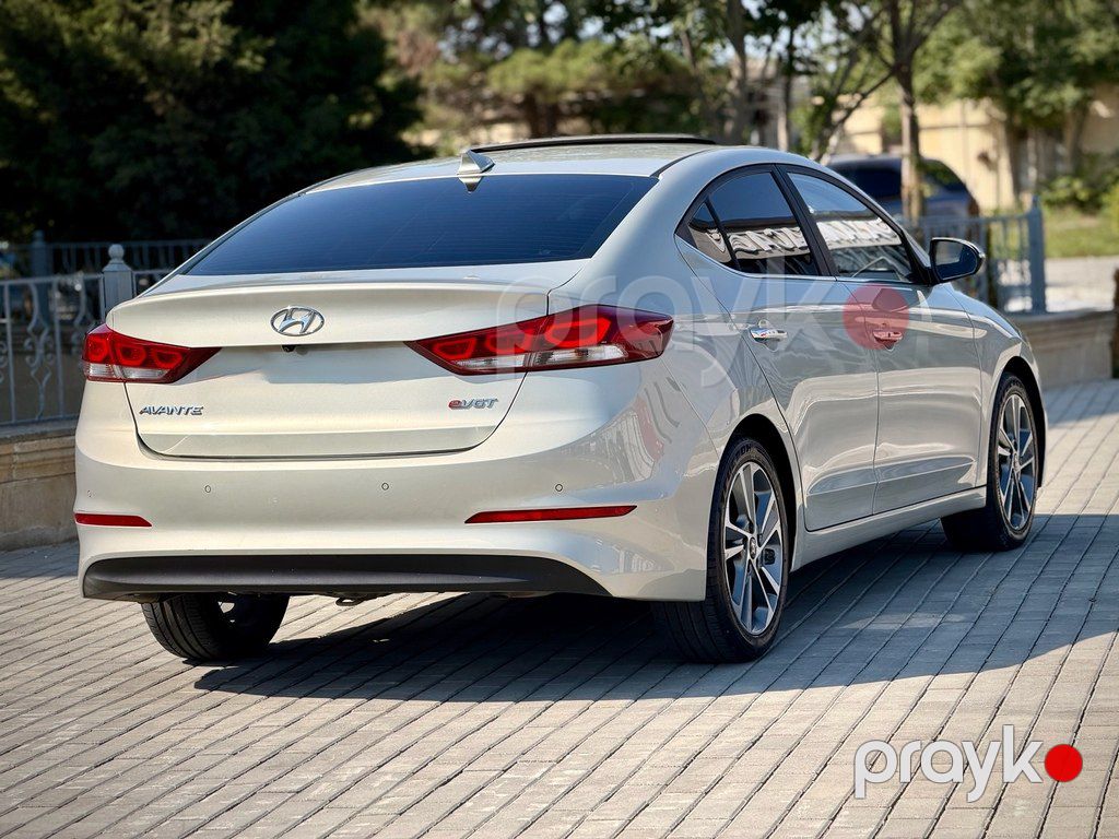 Hyundai Avante, 1.6 L, 2016 il, 109 000 km — Avtomobillər, Bakı (8)