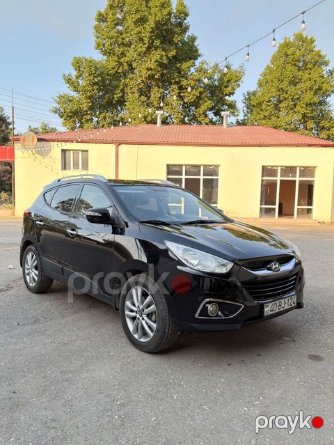 Hyundai ix35: 2.4 l 2010 il Krossover — Xocavənd