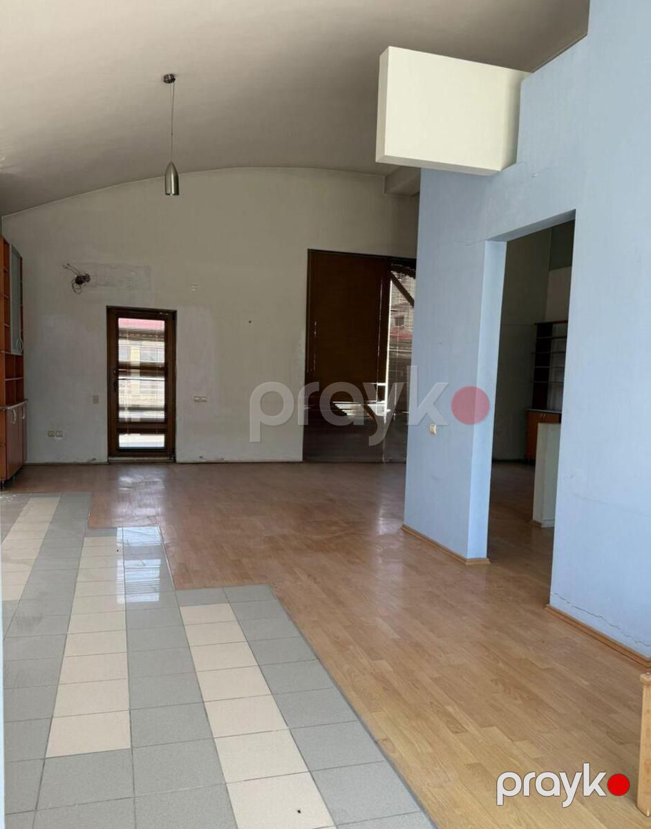 Satılır 15 otaqlı həyət evi/bağ evi 980 m² — Ev, villa, Bakı (10)