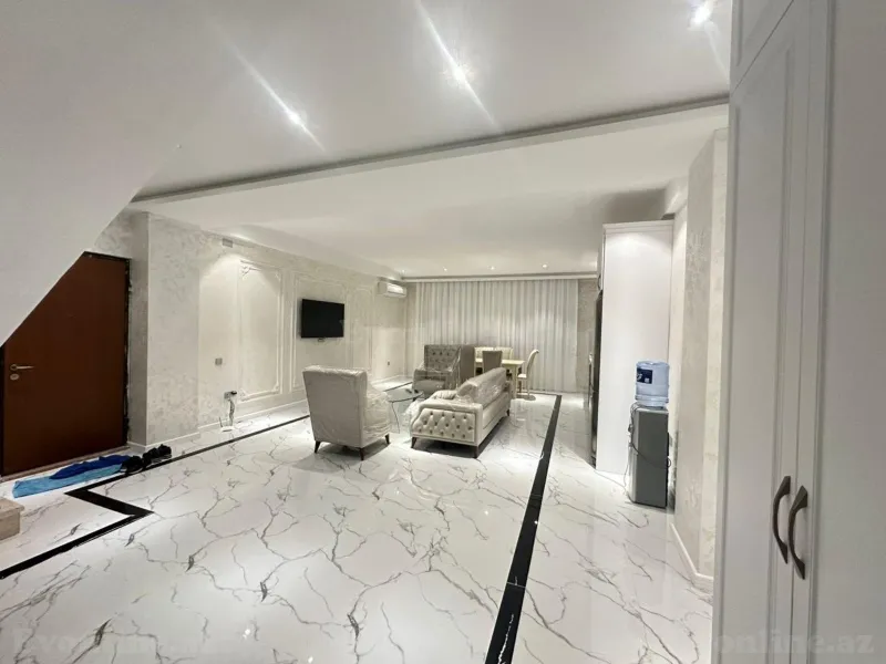 Kirayə verilir 5 otaqlı Mənzil Yeni tikili 240 m² Bakı, Nəsimi r., 28 May m — Bakı