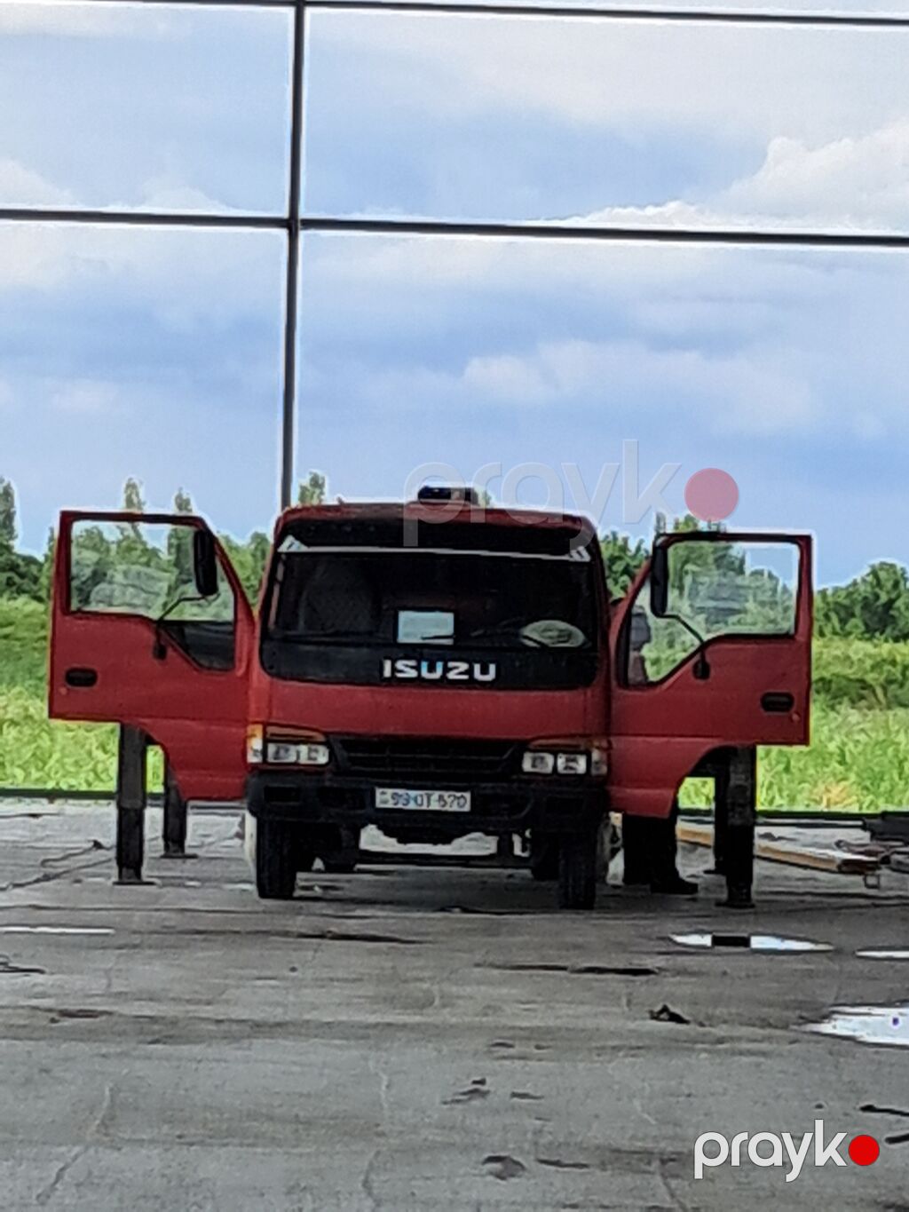 Isuzu 4.3 l 2004 il 230000 km — Avtomobillər, Bakı (5)