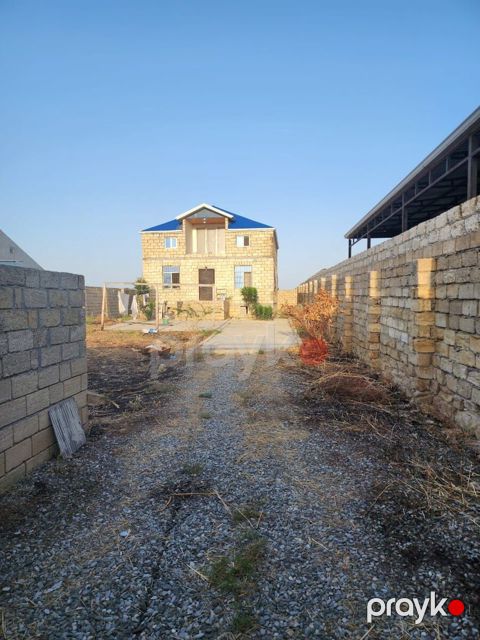 Satılır 5 otaqlı həyət evi/bağ evi 200 m² — Bakı