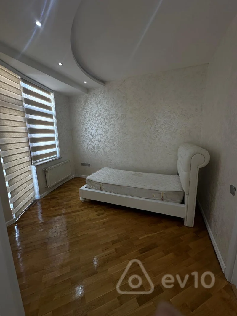 5 otaqlı mənzil, 245 m², Rəşid Behbudov küçəsi 65 — kirayə — Mənzil, Bakı (5)