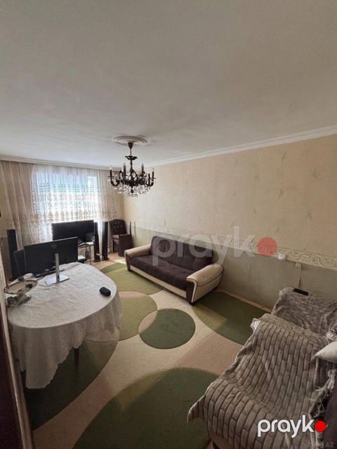 Satılır 2 otaqlı köhnə tikili 60 m² — Bakı