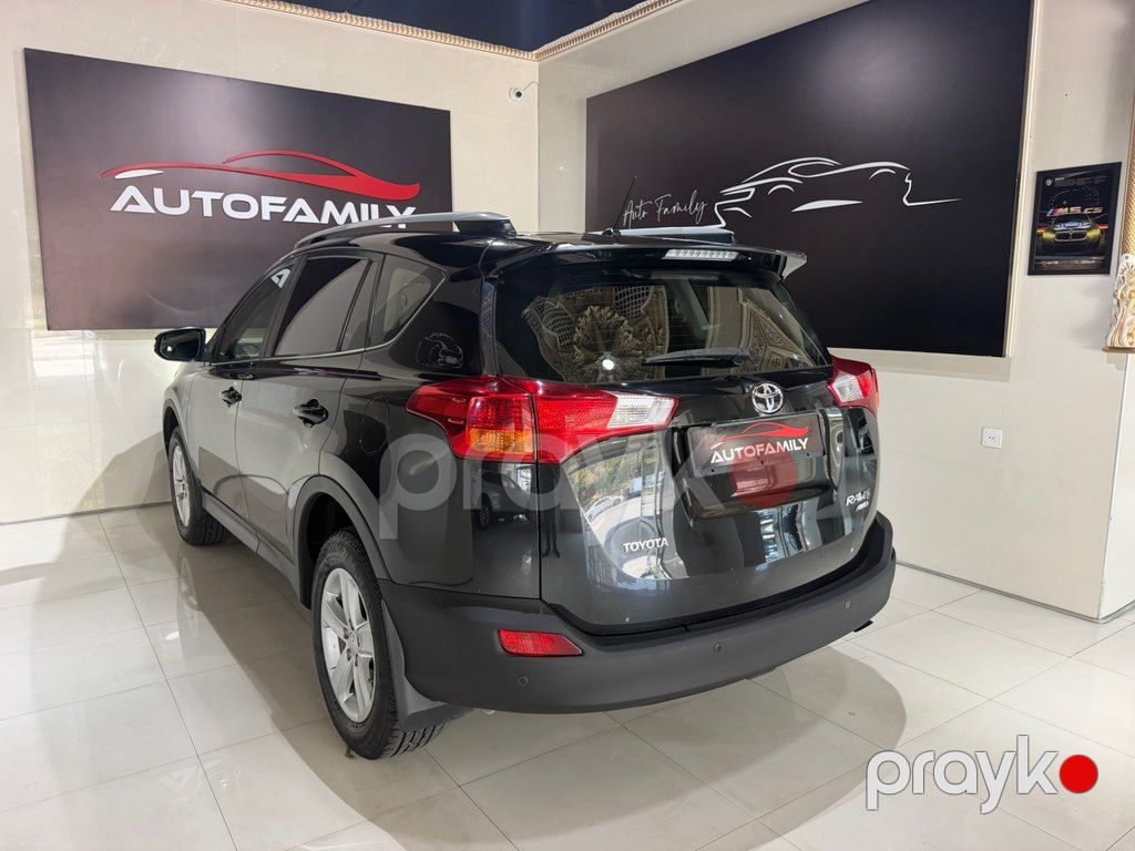 Toyota RAV4, 2.5 L, 2014 il, 269 000 km — Avtomobillər, Bakı (6)