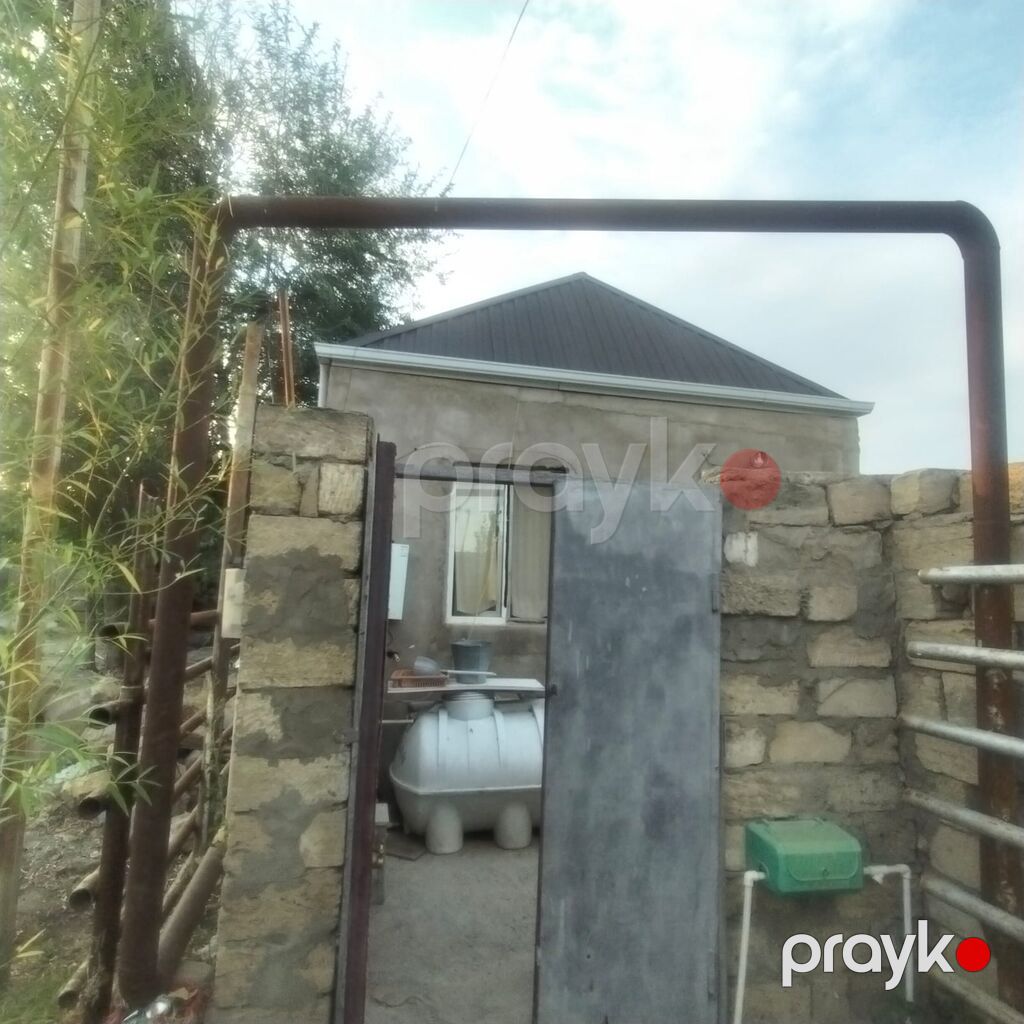 80 kv. m, 2 otaqlı, Qaz, İşıq, Su — Ev, villa, Bakı (2)