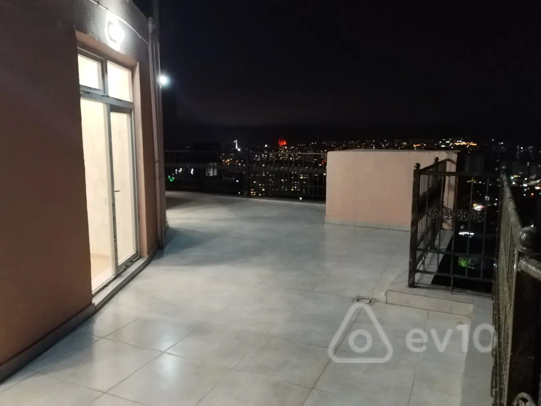 3 otaqlı mənzil, 160 m², 3 cu mikro rayon — kirayə — Mənzil, Bakı (4)