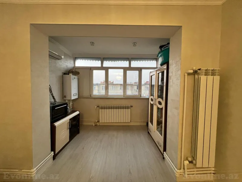 Satılır 3 otaqlı Mənzil Köhnə tikili 70 m² Bakı, Nizami r., Xalqlar Dostluğu m — Mənzil, Bakı (2)