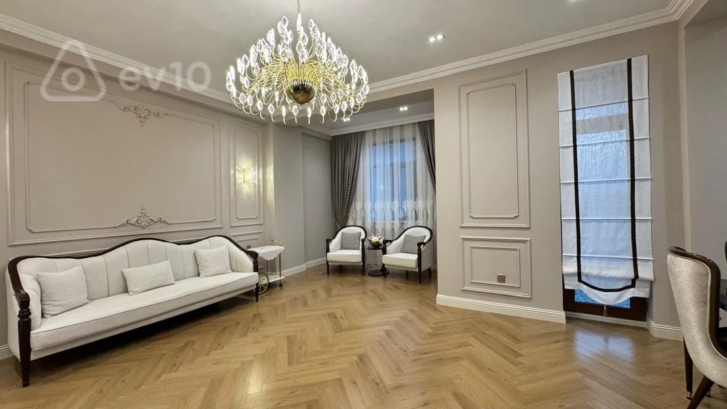 3 otaqlı mənzil, 150 m², Ceyhun Hacıbəyli küçəsi — Mənzil, Bakı (2)