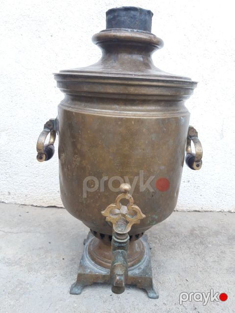 3 ədəd Antik Bataşev samovar satıram. Öz kolleksiyamdandır. Artıqdır — Bakı